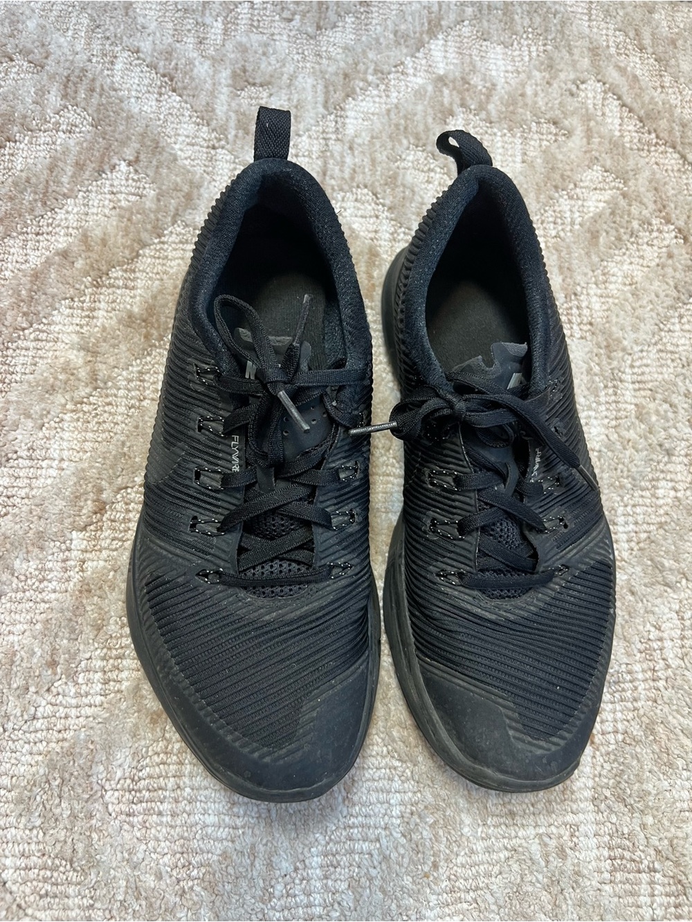 Nike Men's All-Black Athletic Sneakers